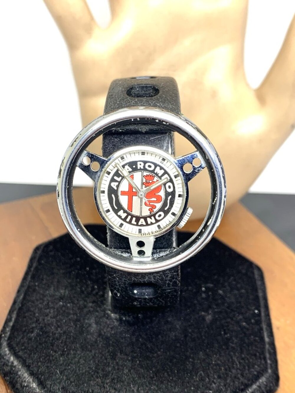 Old England Alfa Romeo Steering Wheel Men's Watch Vintage Swiss Mechanical 39mm